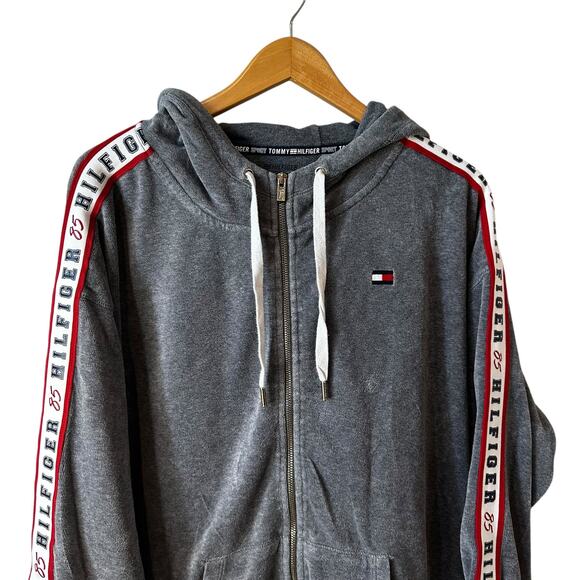 Tommy Hilfiger Women’s Logo Sleeve Velour Full Zip Hoodie Gray Plus Size 2X Y2K - Picture 3 of 6